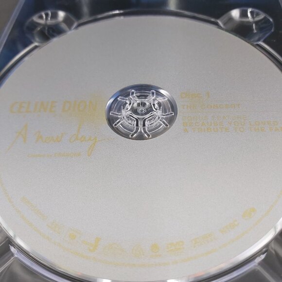 Celine Dion A New Day DVD Set and The Colosseum at Caesars Palace Las Vegas 2007 - Picture 4 of 16